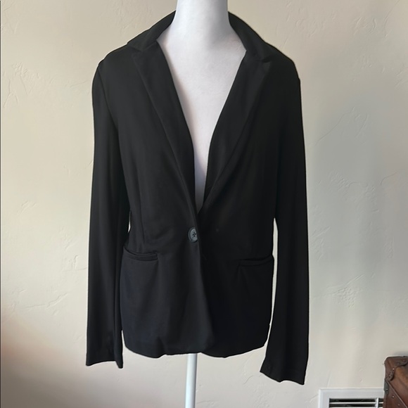 Philosophy Jackets & Blazers - Philosophy Black Knit Blazer with Open Front Design